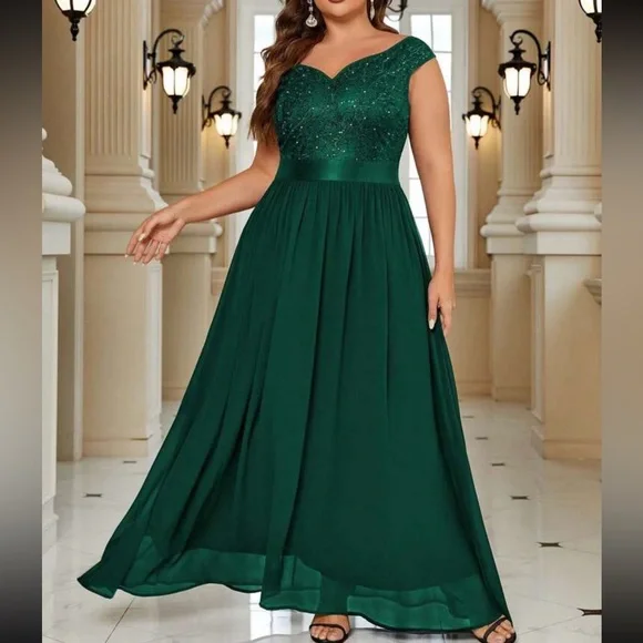 Luxe Lace Chiffon Party Formal Gown Dress | Color: Green | Size: 14 | Jds57'S Closet